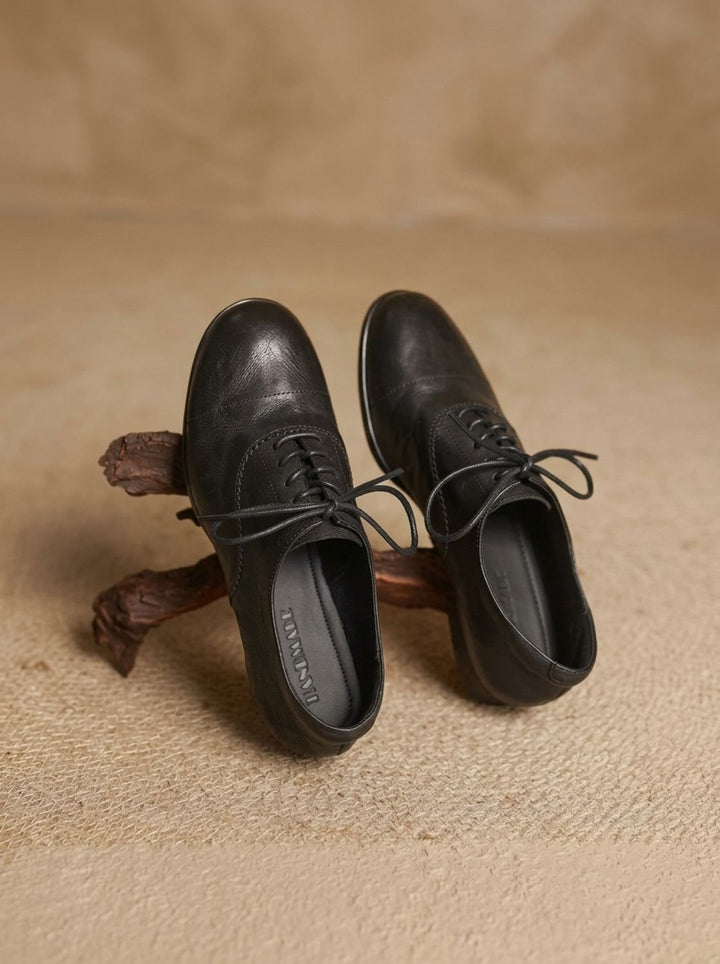 Women's Leather Flats with Classic Cap-Toe Design (23)