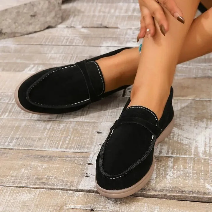 Women's Leather Flats with Elegant Suede Comfort (15)