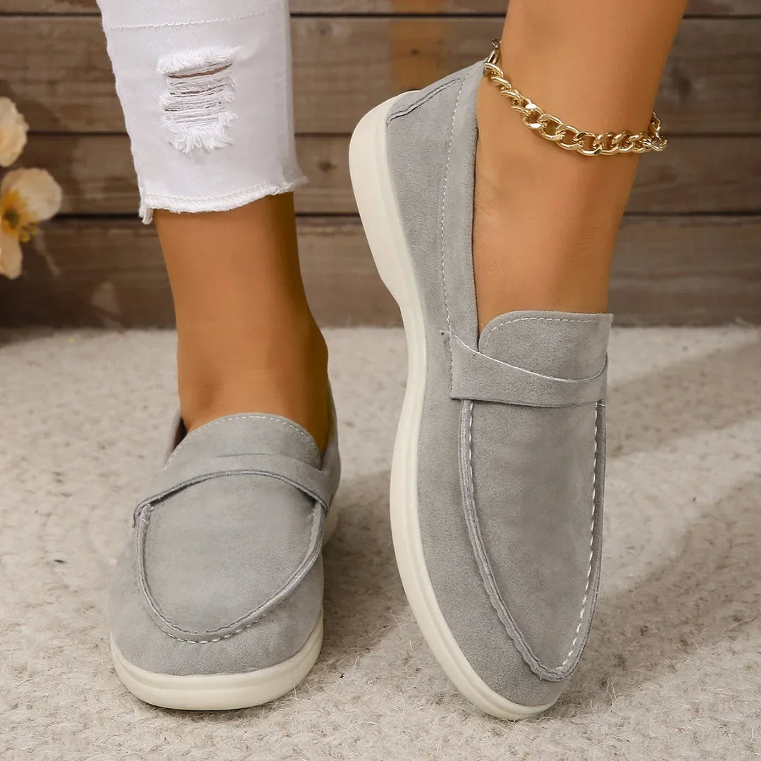 Women's Leather Flats with Elegant Suede Comfort (2)