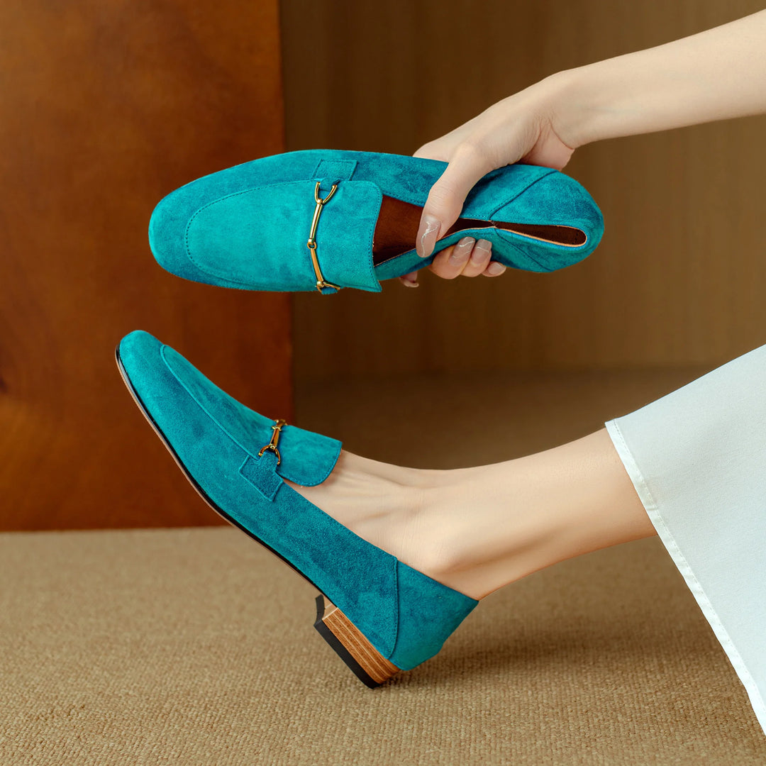 Women's Leather Flats with Hand-Stitched Buckle (2)
