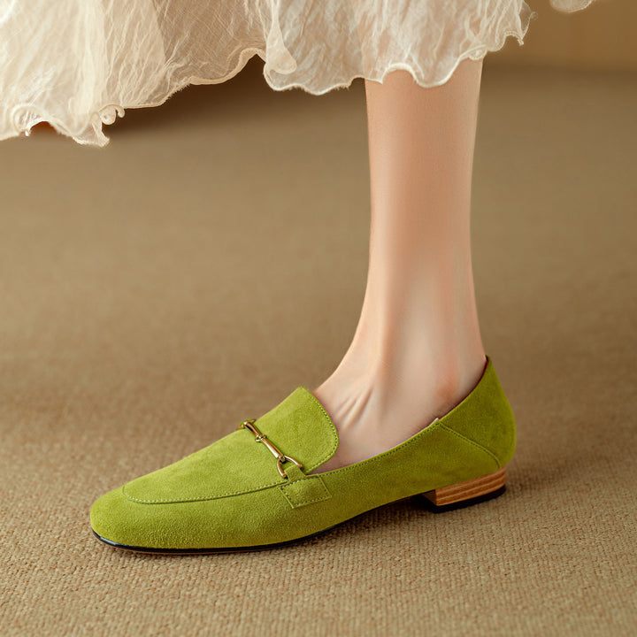 Women's Leather Flats with Hand-Stitched Buckle (6)