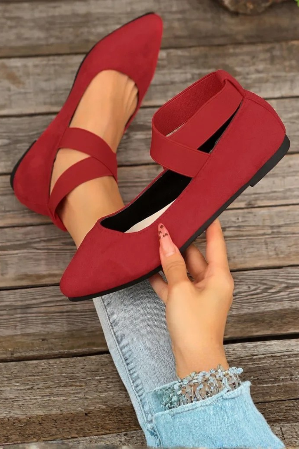 Women's Leather Flats with Refined Pointed Toe (7)