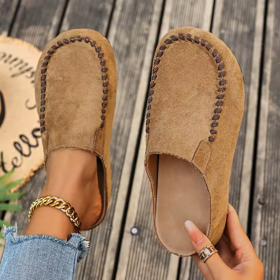 Women's Leather Flats with Tailored Polish in Brown
