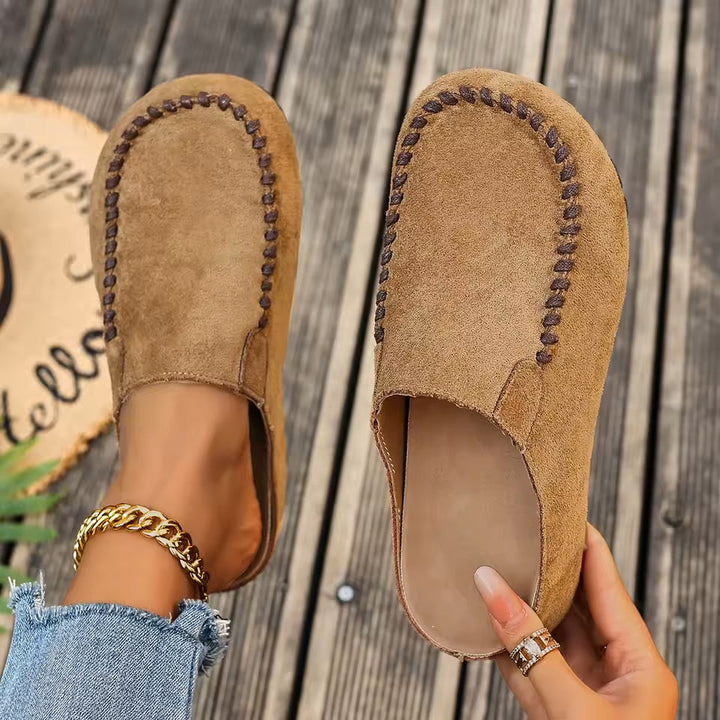 Women's Leather Flats with Tailored Polish in Brown