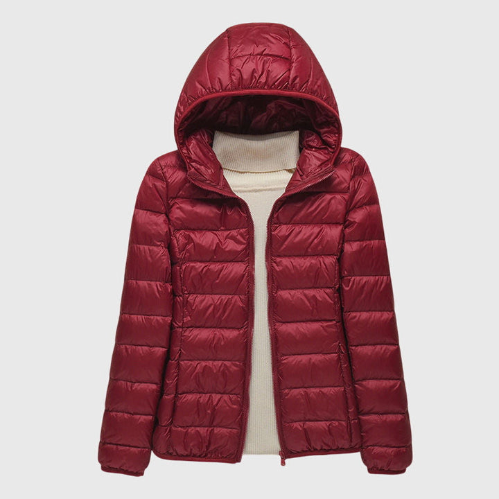 Women's Lightweight Quilted Puffer Jacket for Fall in Burgundy