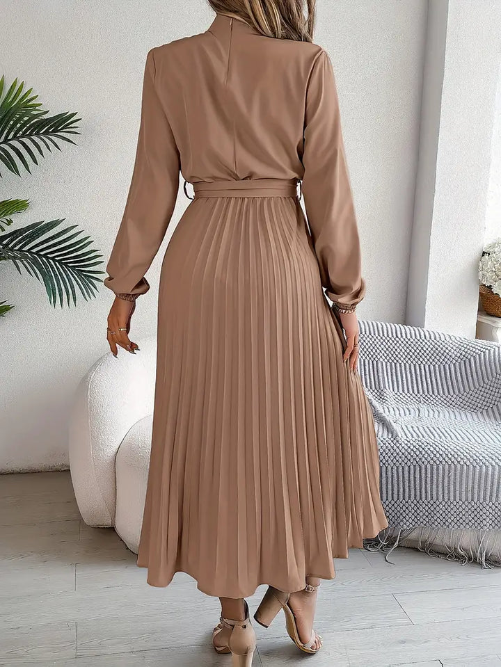 Women's Long Evening Dress for Holiday Celebrations (10)