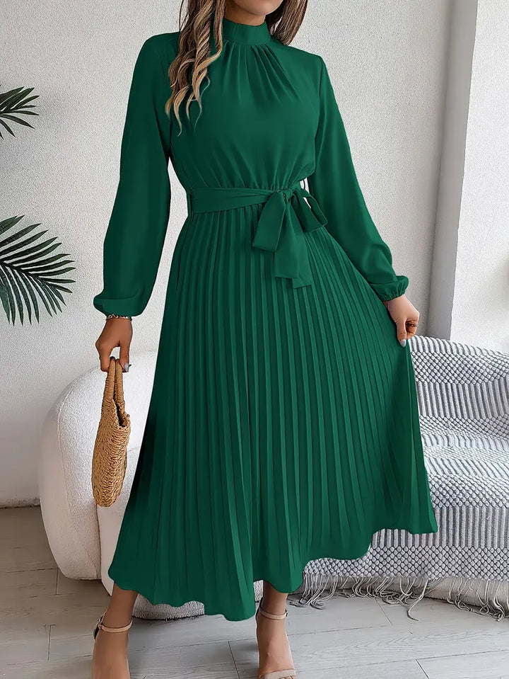 Women's Long Evening Dress for Holiday Celebrations in Green