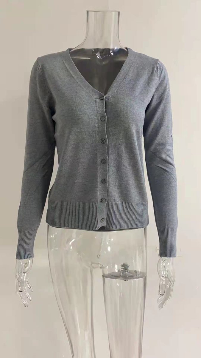 Women's Long Sleeve V-Neck Button Cardigan in Maximale Größe