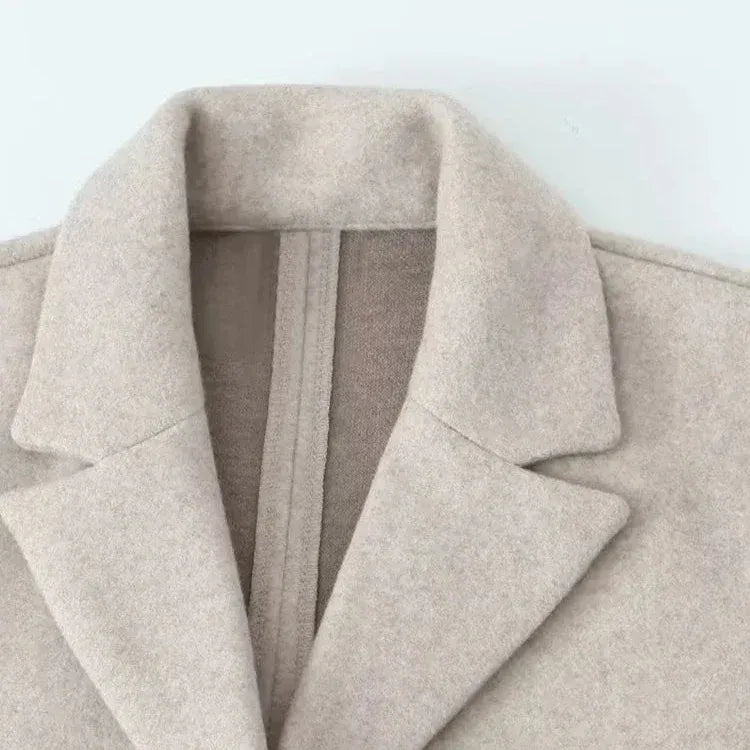 Women's Long Wool Coat for Fall (10)