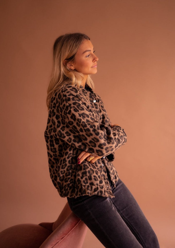 Women's Oversized Leopard Print Jacket (6)