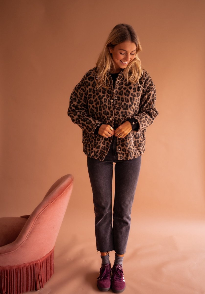 Women's Oversized Leopard Print Jacket (9)