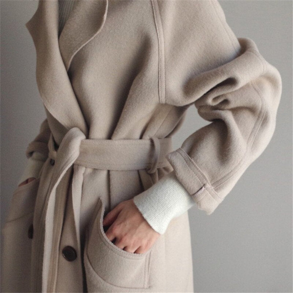 Women's Oversized Wool Coat for Fall (2)