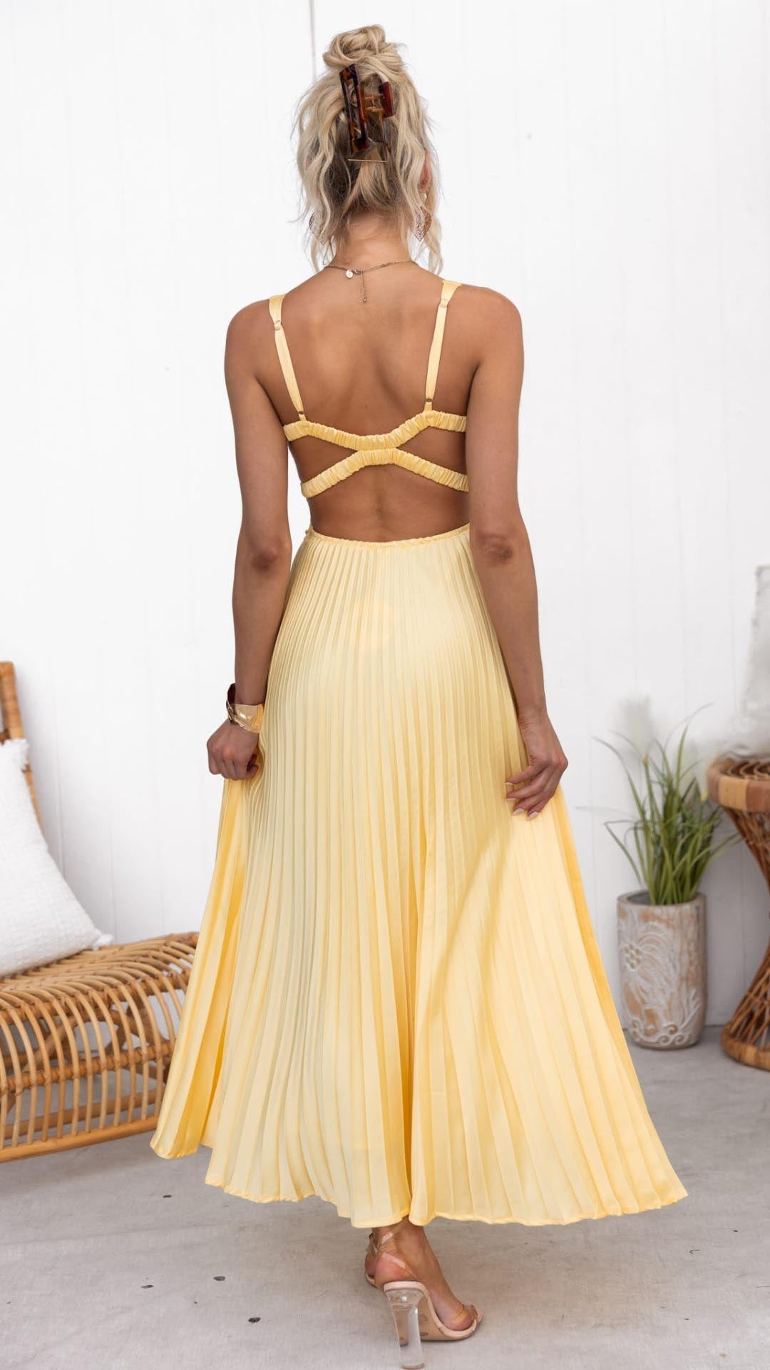 Women's Pleated Maxi Dress for Fall Weddings (5)