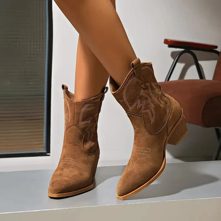 Women's Pointed-Toe Western Boots with Block Heel in Brown