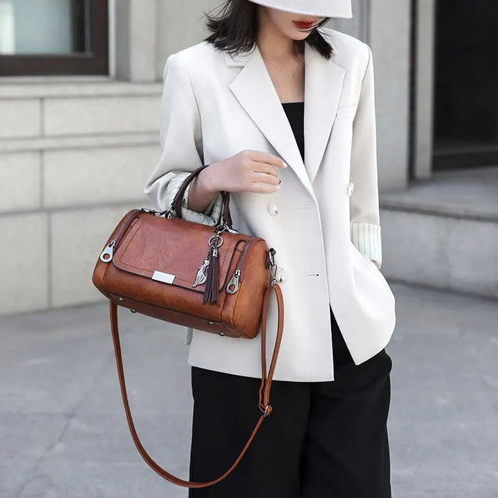 Women's Retro Leather Bag for Everyday Elegance (2)
