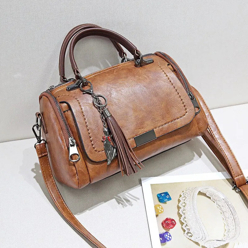 Women's Retro Leather Bag for Everyday Elegance (5)