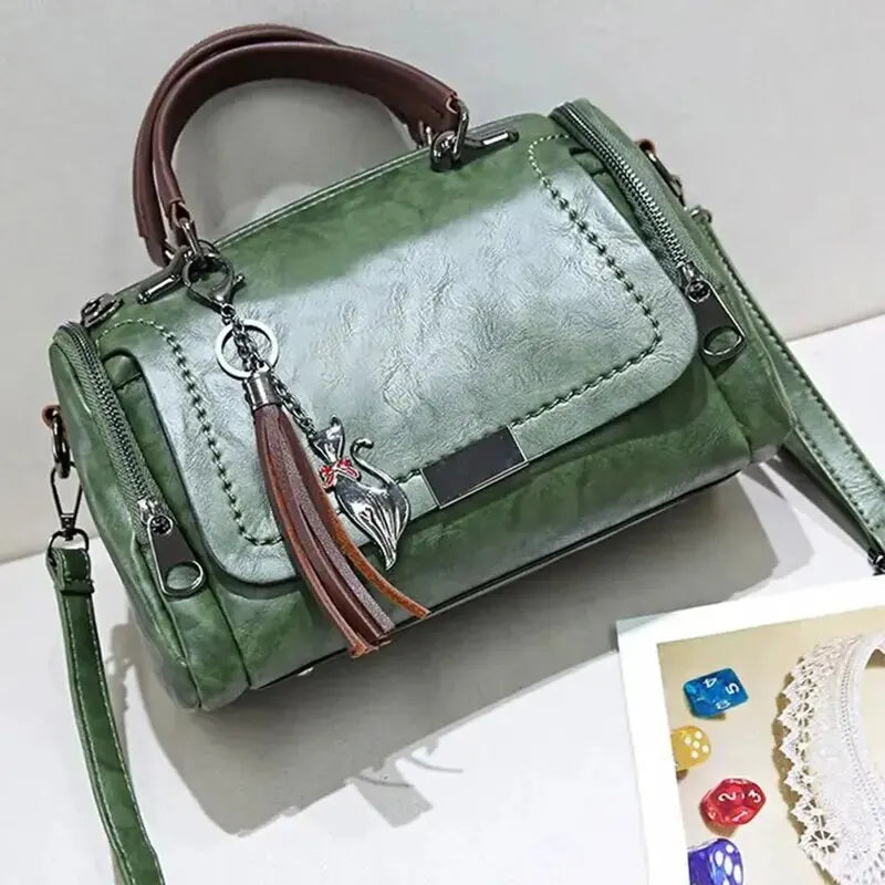 Women's Retro Leather Bag for Everyday Elegance in Green