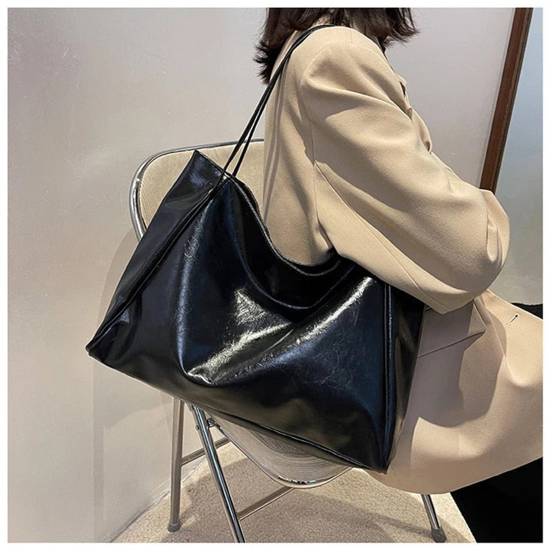 Women's Retro Leather Laptop Bag for Work (3)