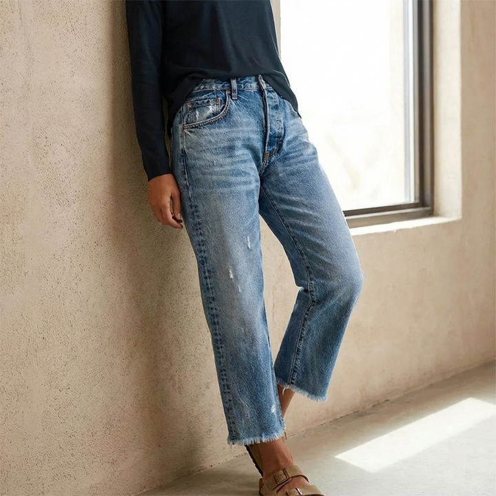 Women's Retro Short Jeans for Fall (3)