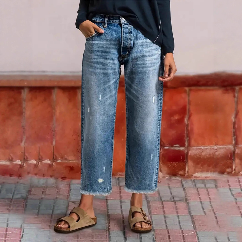 Women's Short Retro Straight Jeans in Klassisches Blau