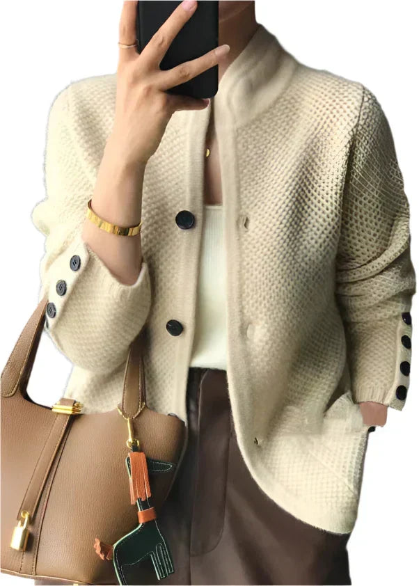 Women's Soft Oversized Knit Cardigan in Gebrochenes Weiß