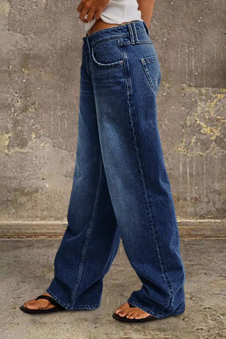 Women's Straight Leg Jeans for Fall (13)