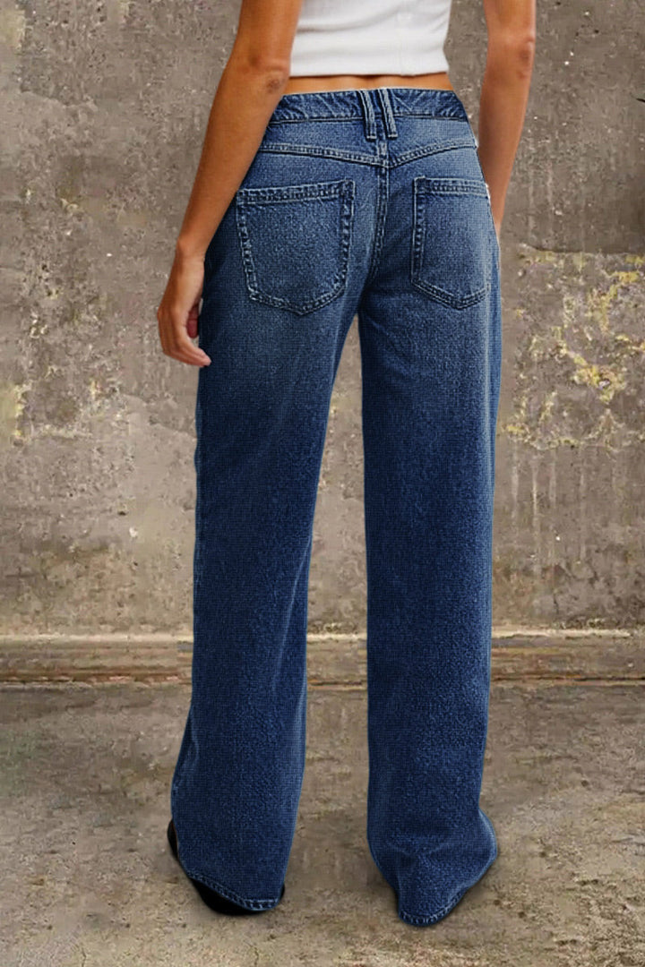 Women's Straight Leg Jeans for Fall (14)