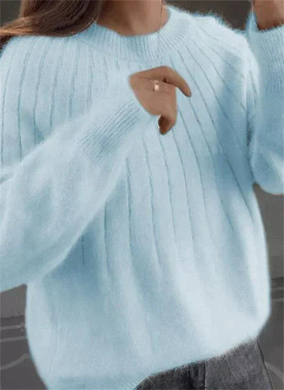 Women's Sweater with Soft Cashmere for Fall in Light Blue