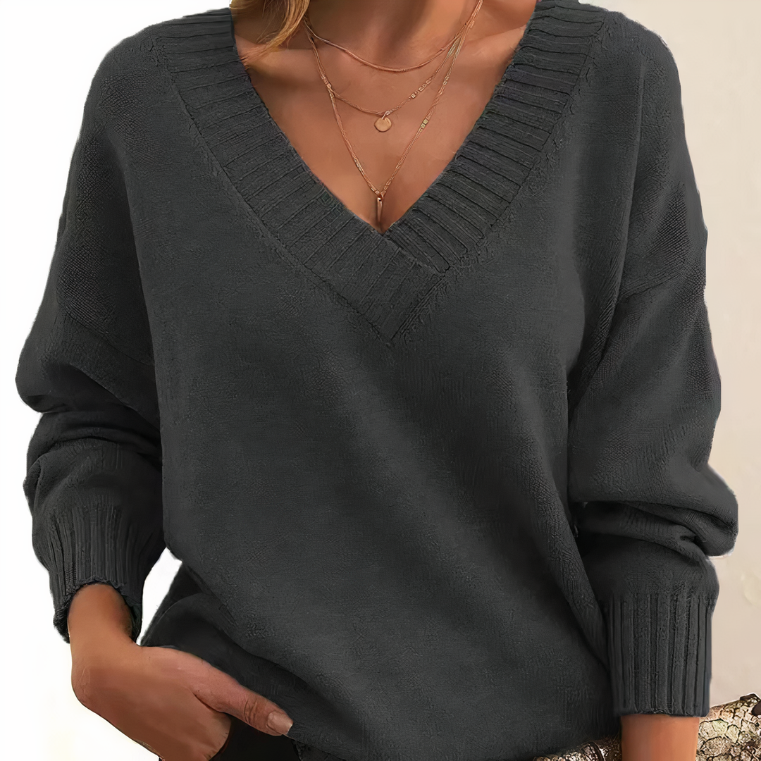 Women's V-Neck Cashmere Sweater for Everyday Elegance in Dark Grey