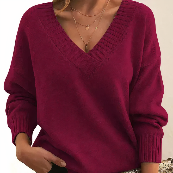 Women's V-Neck Cashmere Sweater for Everyday Elegance in Red