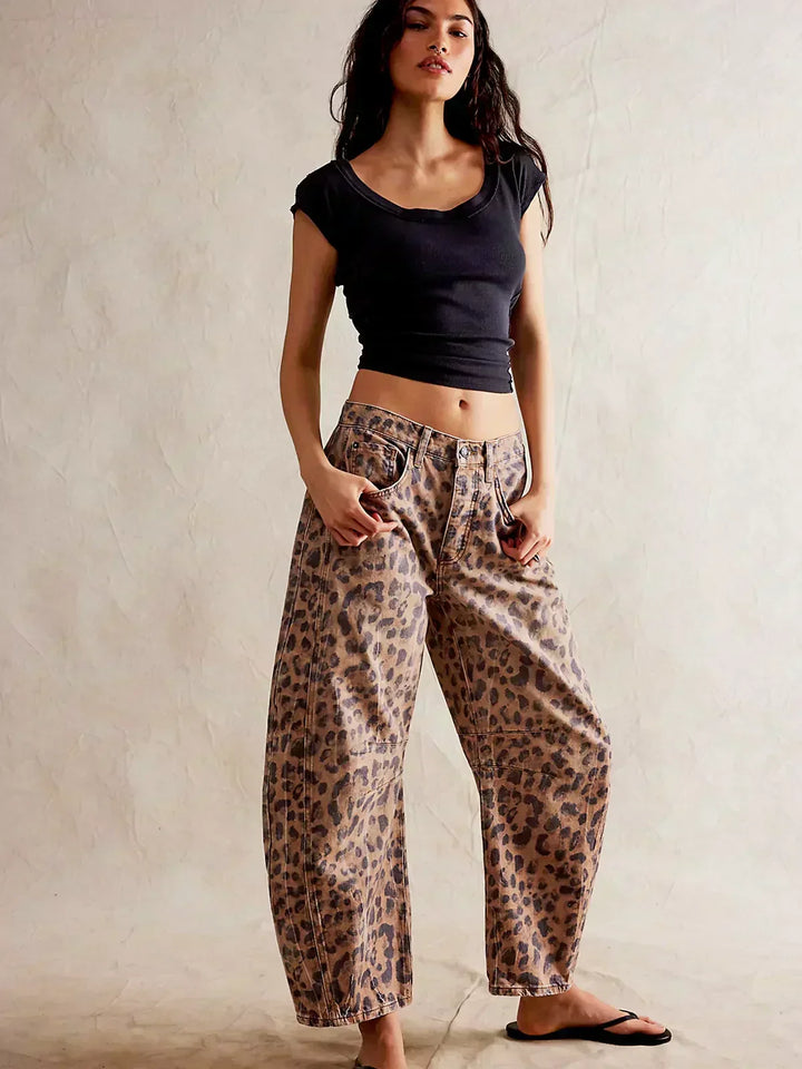 Women's Wide Leg Jeans with Animal Print (6)